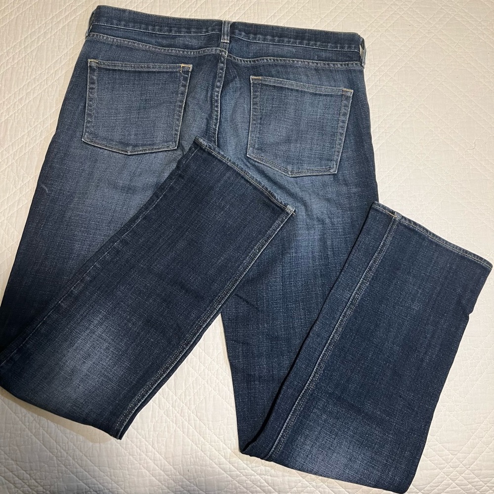 J Crew Matchstick Women’s Jeans, size 32R. - Picture 2 of 3